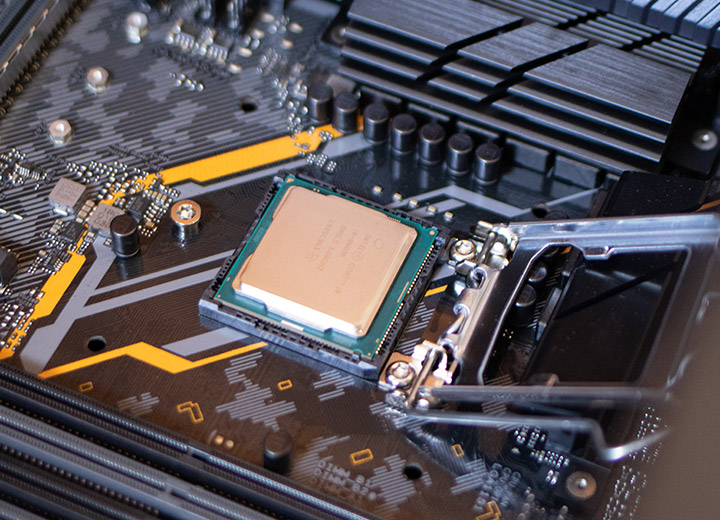 CPU